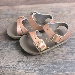 Saltwater sandals